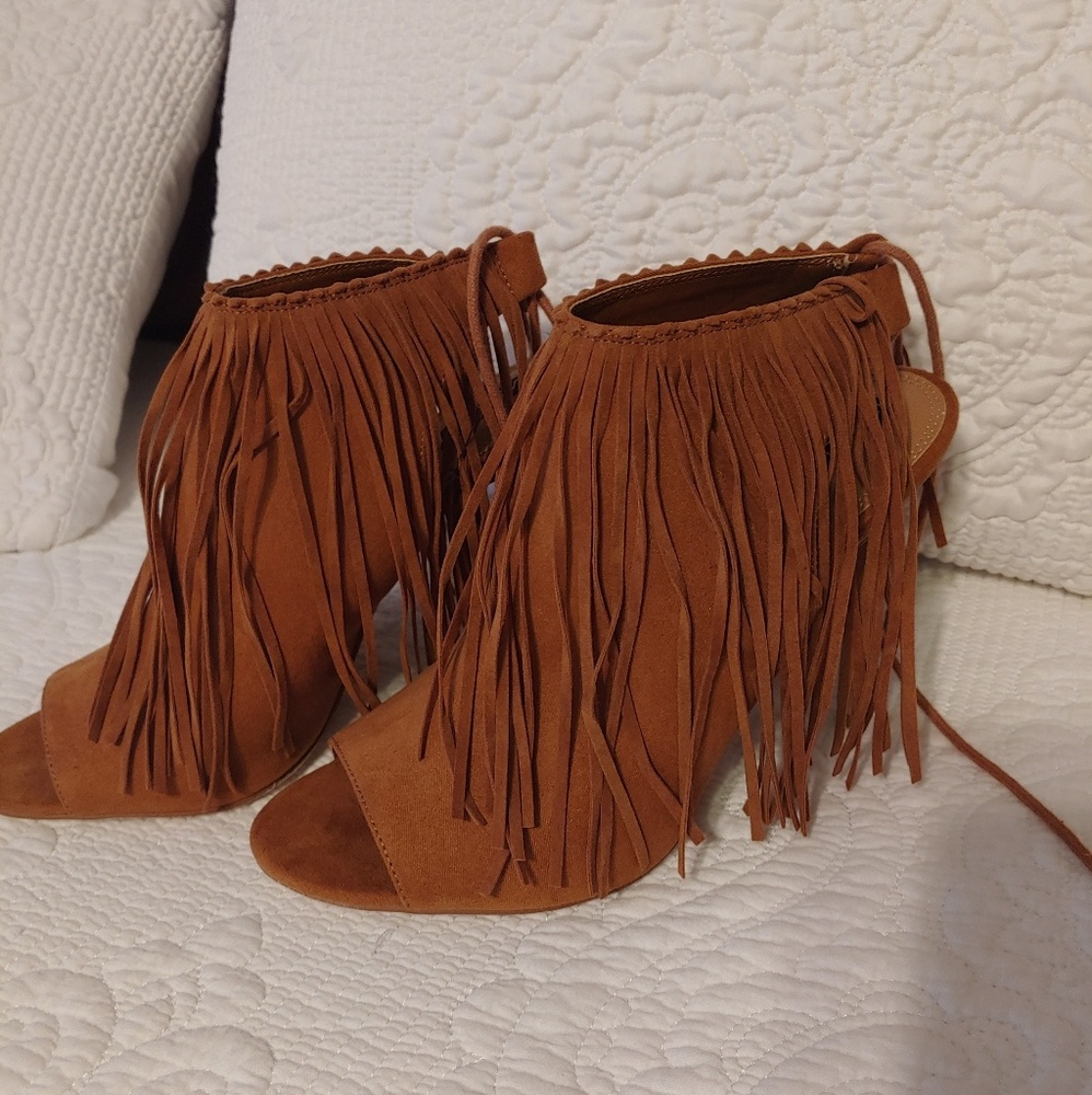Faux suede stillettos heel